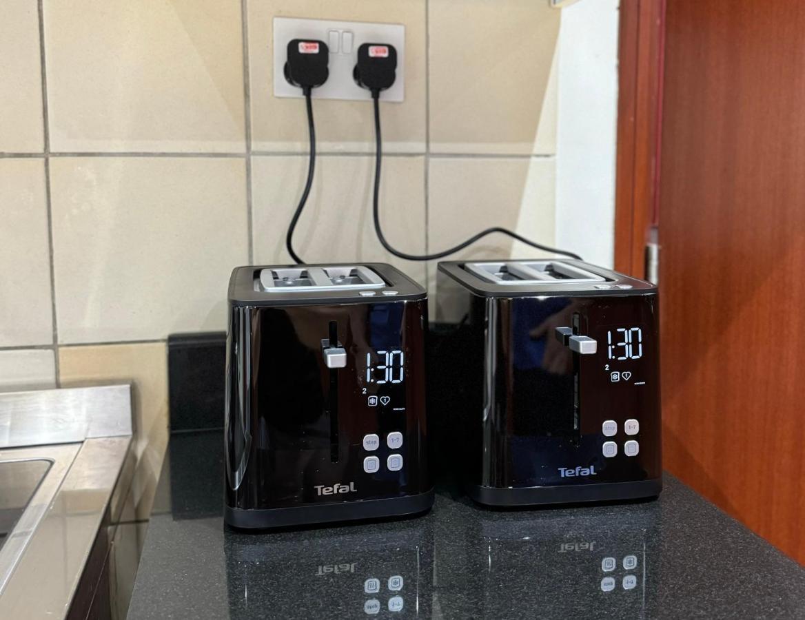 Berloga Capsule Jbr Hostel Дубай Екстериор снимка